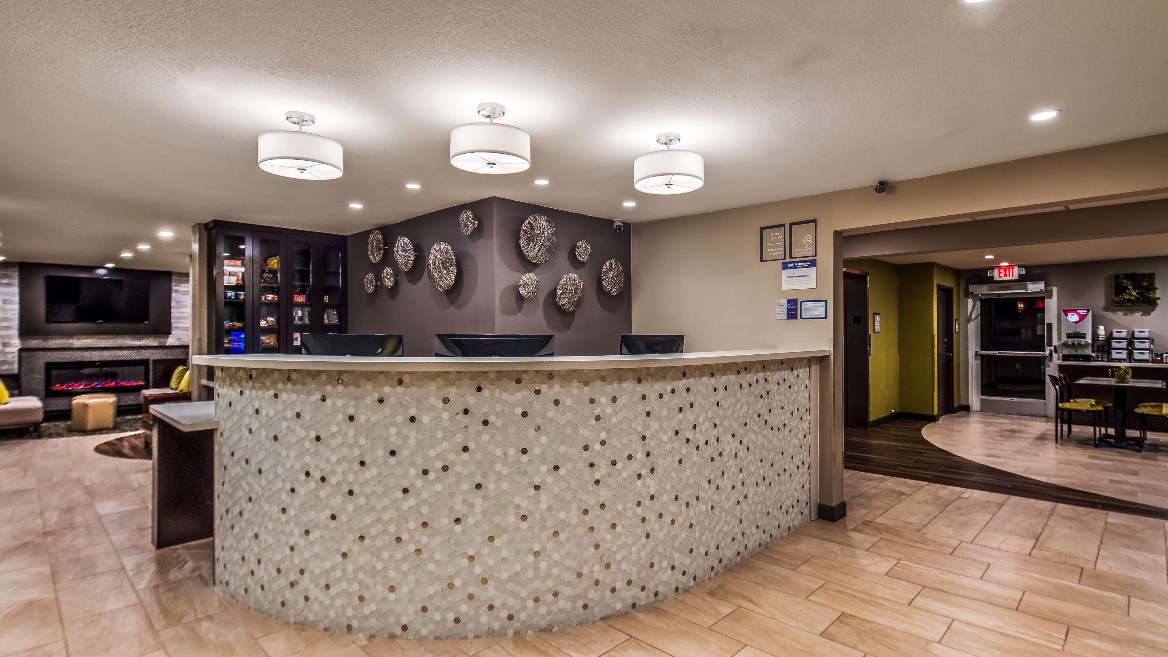 Best Western North Phoenix Hotel Exterior photo