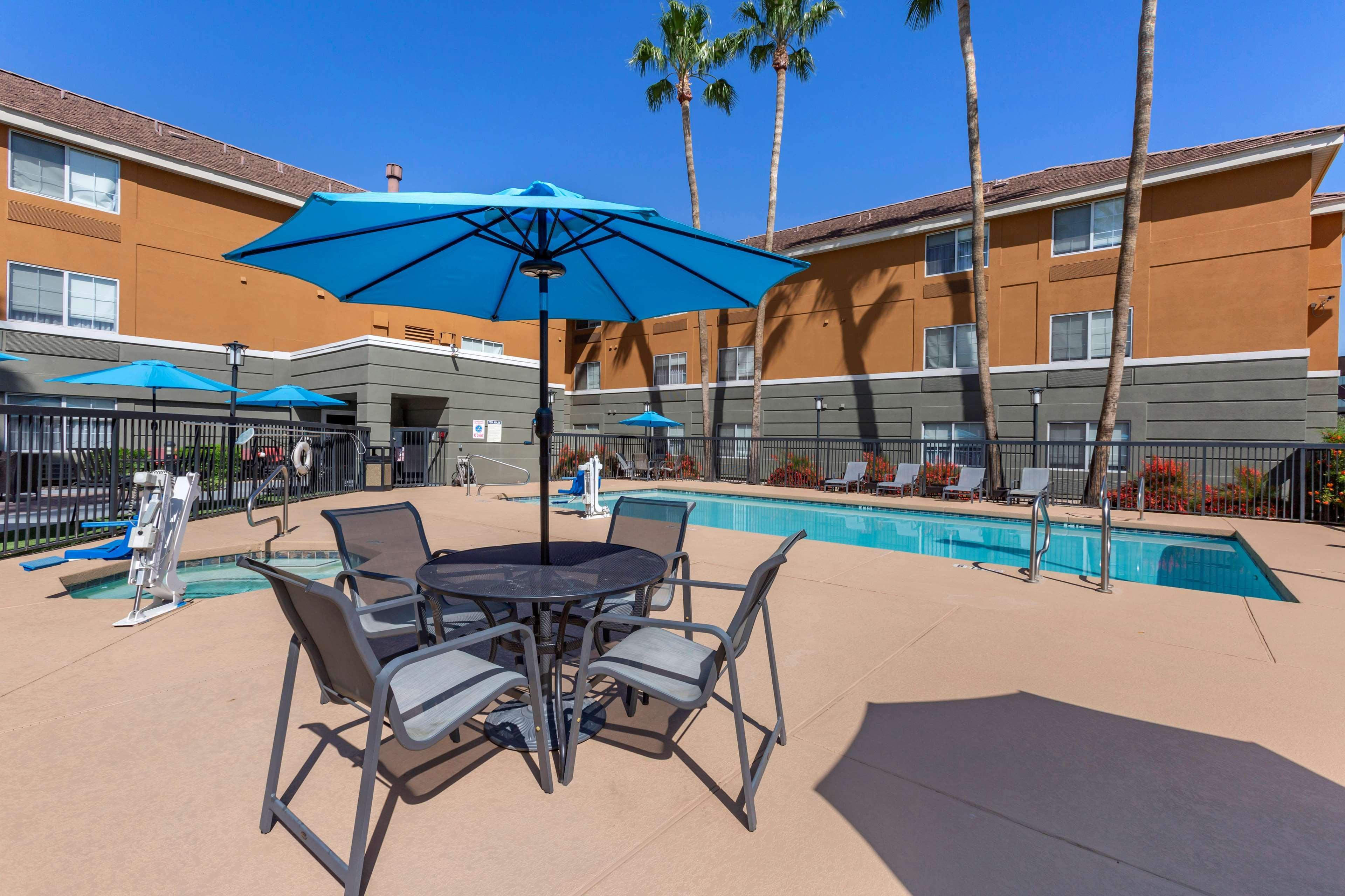 Best Western North Phoenix Hotel Exterior photo