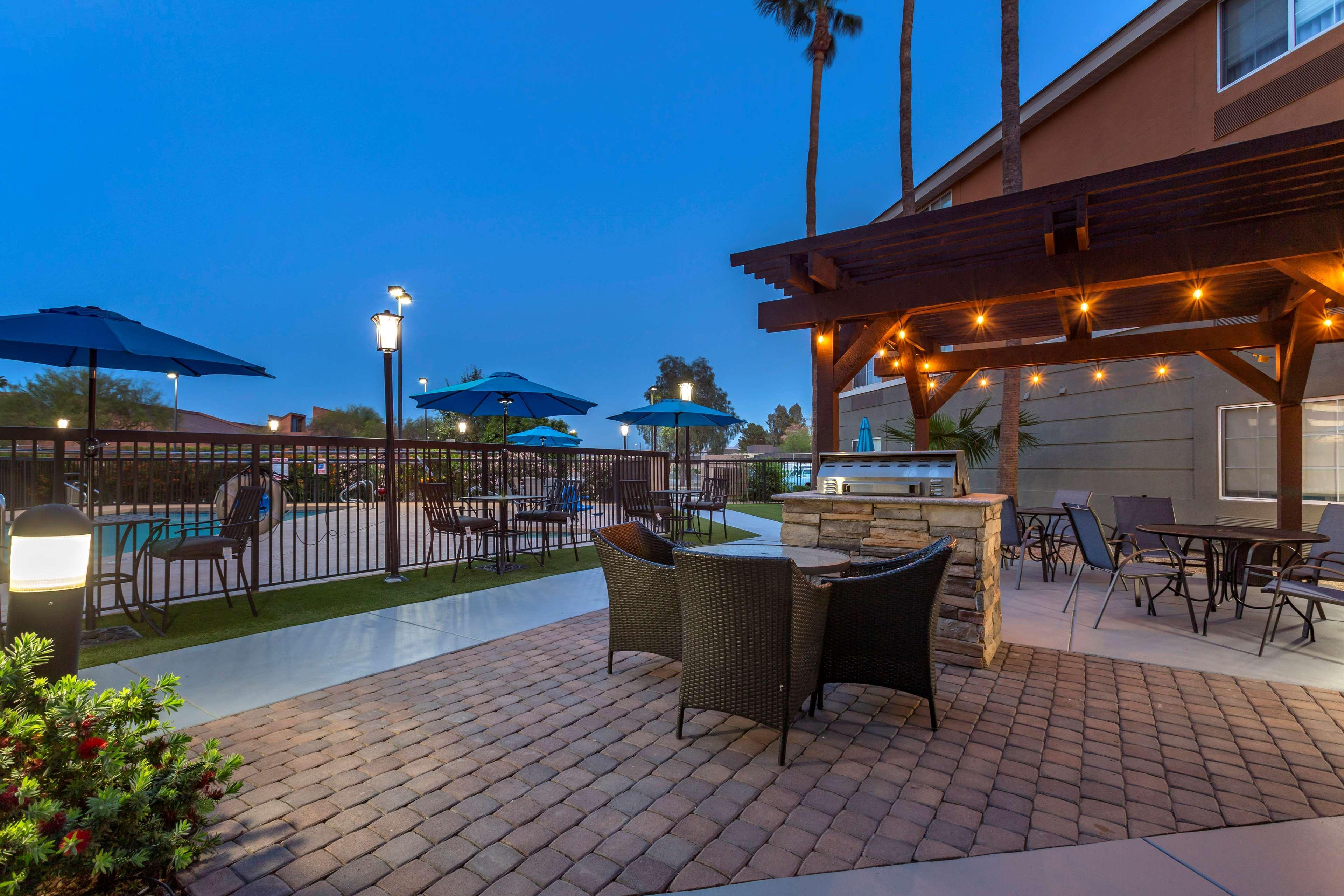 Best Western North Phoenix Hotel Exterior photo