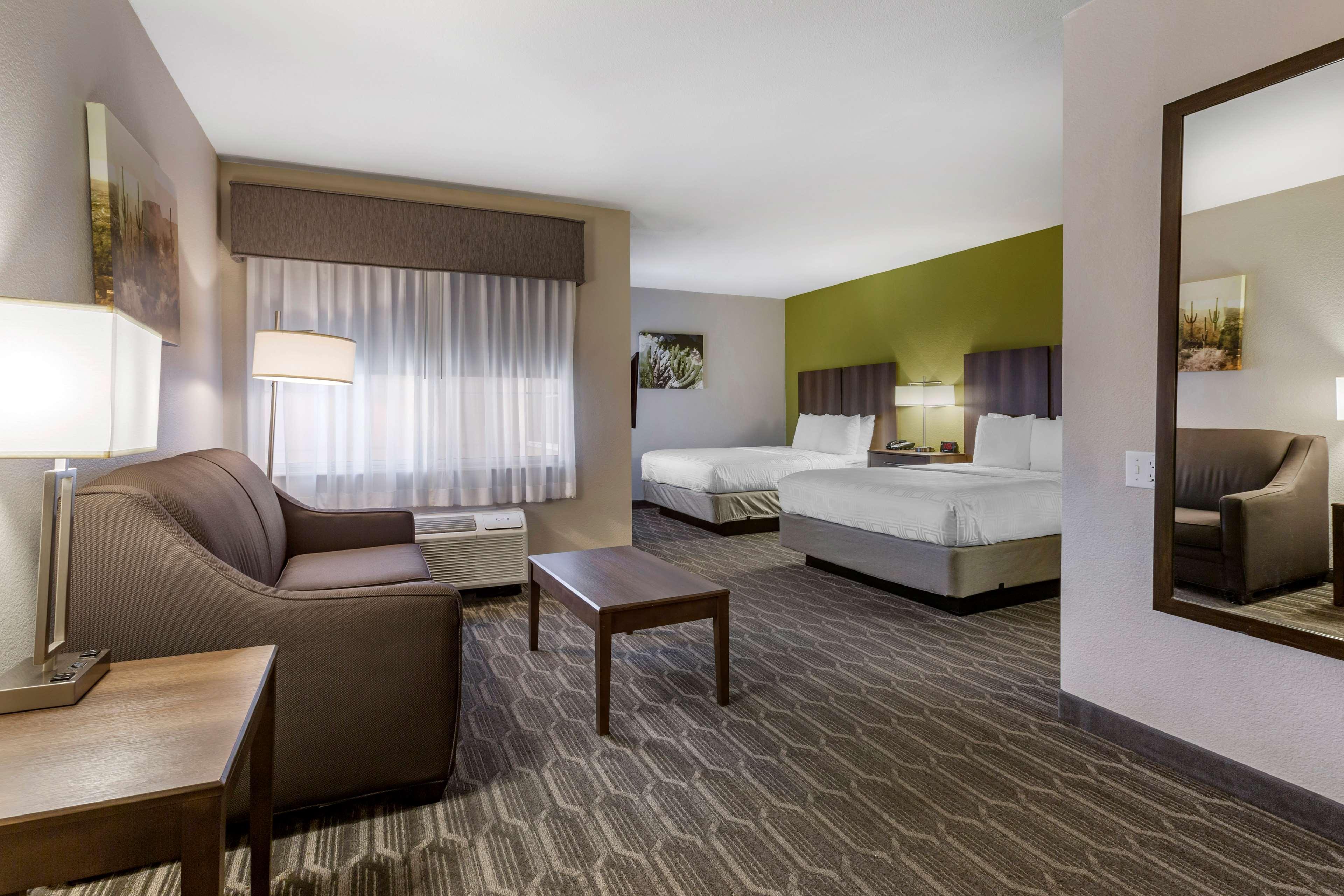 Best Western North Phoenix Hotel Exterior photo